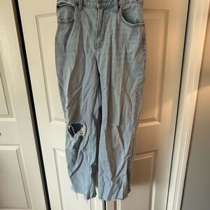 Abercrombie & Fitch Light Wash High Rise Jeans